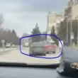 Кола криволичи по улица в София, заби се в друг автомобил ВИДЕО
