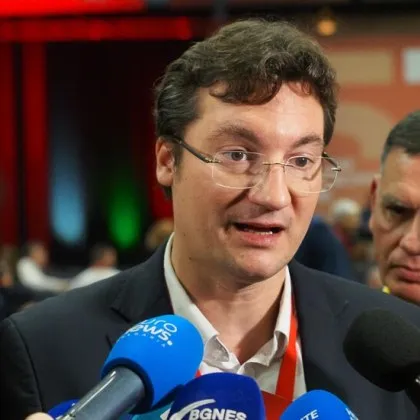 Крум Зарков е новият председател на Българската социалистическа партя Решението