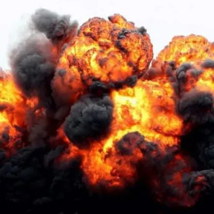 Избухна взрив във фабрика, загинаха 8 работници