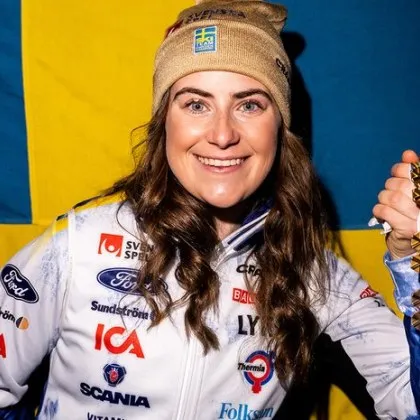 Сребърна медалистка от Олимпийските игри счупи медала си