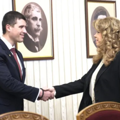 Ивелин Михайлов пред Йотова: Аз вярвам във вашия избор