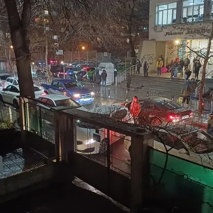 Всеки присъствен учебен ден в района на СУ Никола Вапцаров