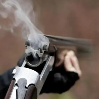 Жена застреля общо девет души в малък канадски град в