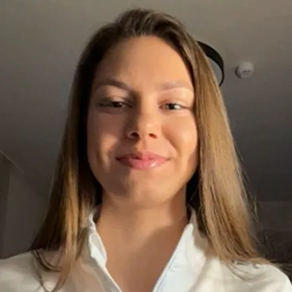 Олимпийската медалистка Лора Христова: Биатлонът е моята страст