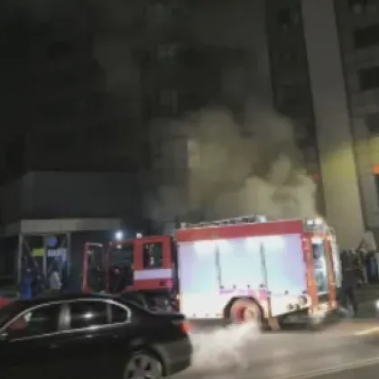 Пожар горя в подземен паркинг в София