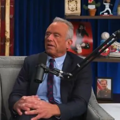 Здравният министър на САЩ: Не се страхувам от микроби. Преди шмърках кокаин от тоалетни седалки