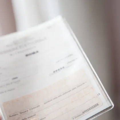 Майка и син инсценираха смърт, убедили лекар да издаде фалшив акт