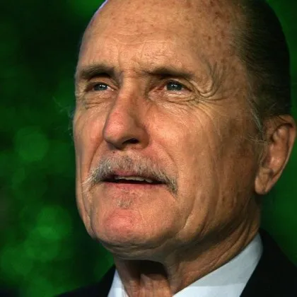 Почина Робърт Дювал