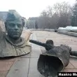 Дават 270 хиляди евро за охрана на демонтираните фигури на Паметника на Съветската армия