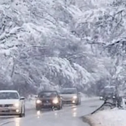 Камион блокира Прохода на Републиката