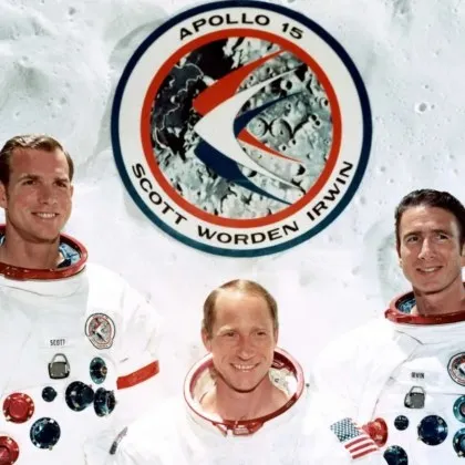 Контрабанда на Луната: Скандалът с &bdquo;пликовете" на Аполо 15 приземи трима астронавти завинаги