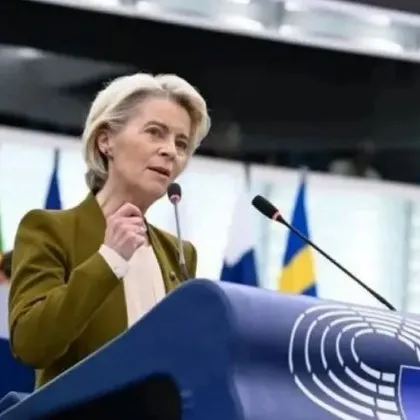 Фон дер Лайен отива в Гренландия