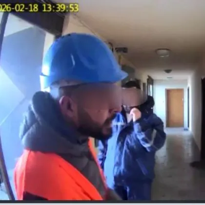 Съмнителни мъже настояват да влязат в апартаменти, предлагат услуги СНИМКИ