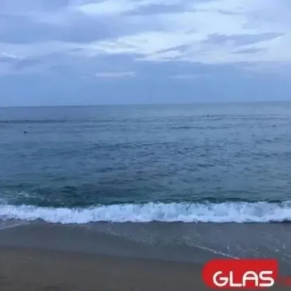 Възобновиха издирването на изчезналия кораб с трима души на борда