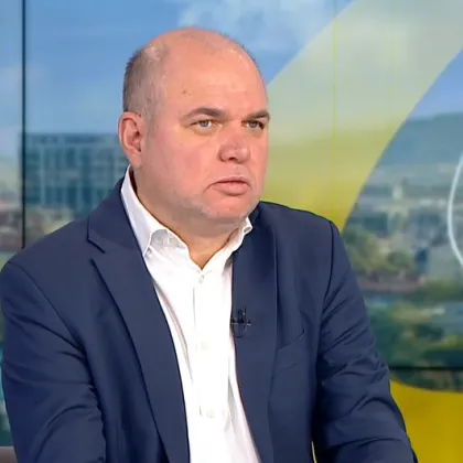 Владислав Панев: Сандов е поканил Калушев на събитието, на което съм бил и аз