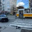 Сблъскаха се трамвай и автомобил, има щети СНИМКИ