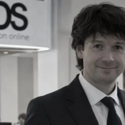 Мистериозна смърт на милионер: Съоснователят на Asos падна от прозорец