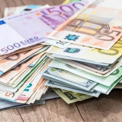 Жена задигна голяма сума пари от пощата в Годеч съобщиха от полицията На