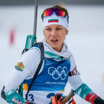 Лора Христова спечелилата бронзов медал от индивидуалната дисциплина 15 км