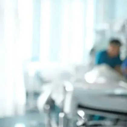 МЗ обяви готви ли се освобождаване на болнични директори