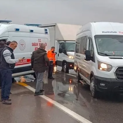 Верижна катастрофа с 16 коли в Турция: има много ранени