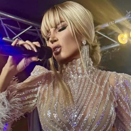 Почина бащата на певицата Есил Дюран