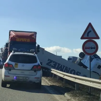 Камион катастрофира в Силистренско СНИМКА