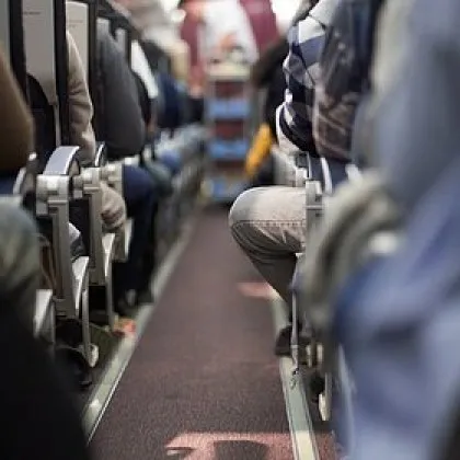 Пламъци във въздуха: Външна батерия се запали на борда на полет към Истанбул