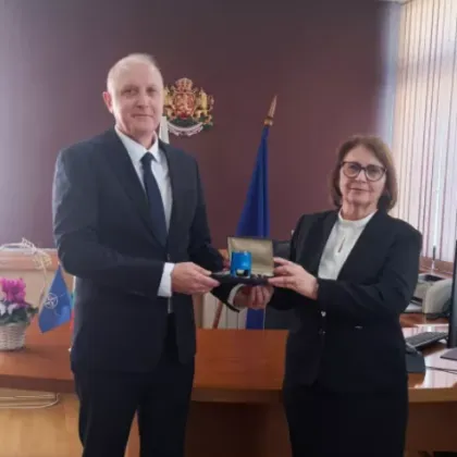 Новият областен управител на Пловдив проф д р Владислав Попов официално