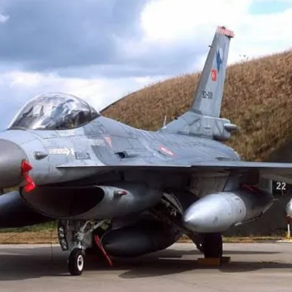 Турски изтребител F 16 се разби малко след излитането си рано