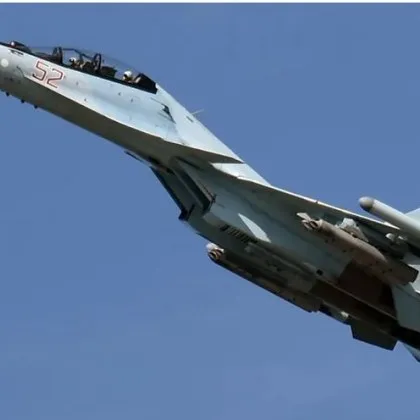 Арестуваха американски пилот, обучавал китайската армия