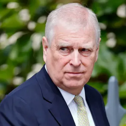 Кралски биограф: Принц Андрю може да напусне Великобритания