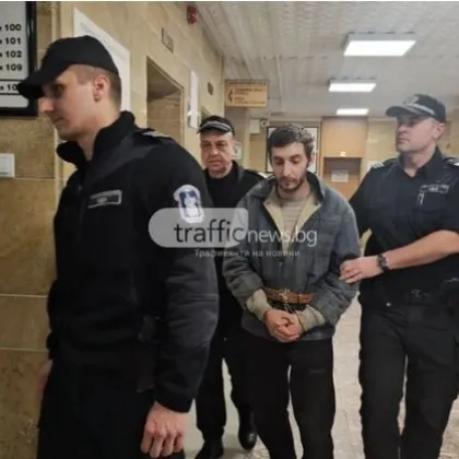 Настаняват в психиатрична болница Ангел, погубил баща си