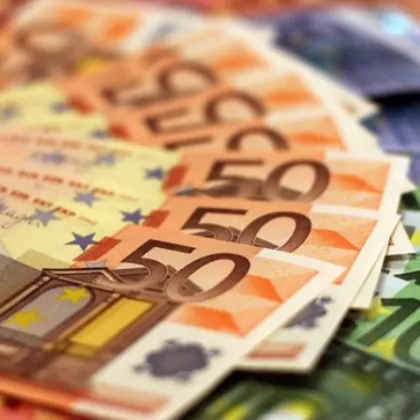 Издирвани в цяла България мъже предложиха колосален подкуп на полицаи в Пловдив