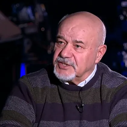 "Не мога да дишам и спя на стол&rdquo;: Как живее шофьорът от автобуса, в който се вряза автомобил