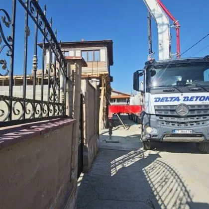 Смърт на строеж: Волтова дъга уби работник, друг се бори за живота си