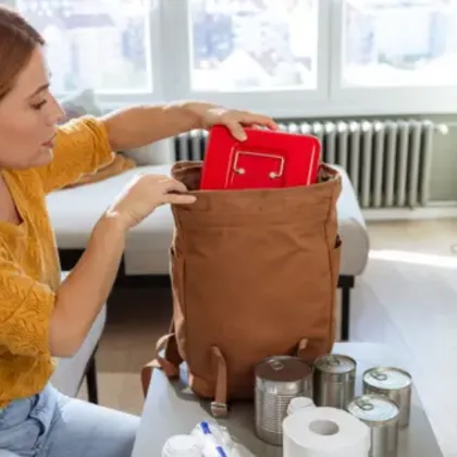 72-часов комплект за оцеляване: Как да се подготвим в случай на война