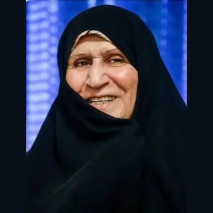 Издъхна и съпругата на Хаменей