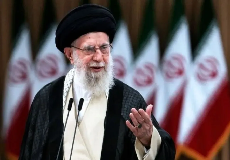 Хакнати камери, ракети и AI: Разкриха подробности за убийството на Хаменей