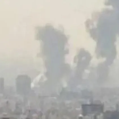 Израел нанася удари по Техеран и Бейрут