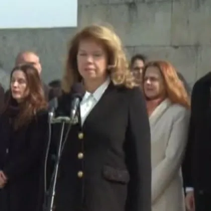 Йотова: Идваме на Шипка, за да се поклоним и никога да не забравяме