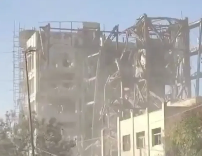 Удариха важна за избора на нов аятолах сграда в Иран ВИДЕО