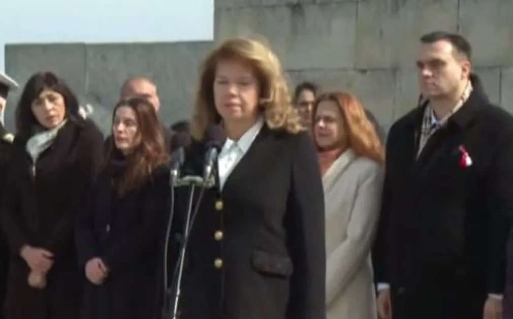 Йотова: Идваме на Шипка, за да се поклоним и никога да не забравяме