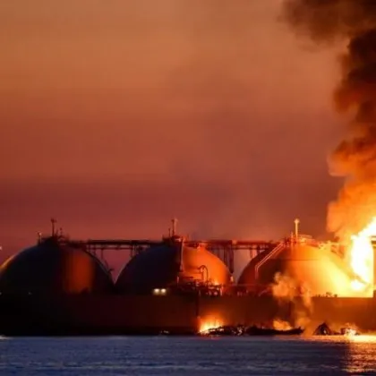 Reuters: Руски газов танкер се запали в Средиземно море