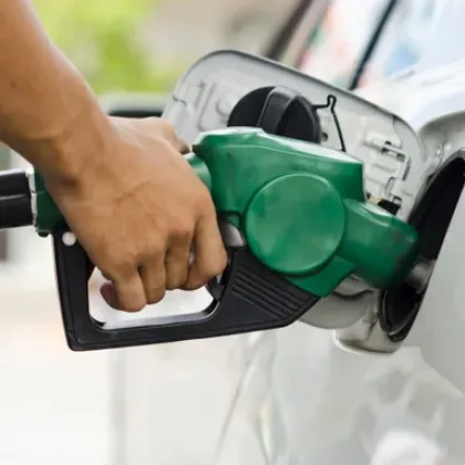 Грешката на бензиностанцията, която може да ви струва скъп ремонт