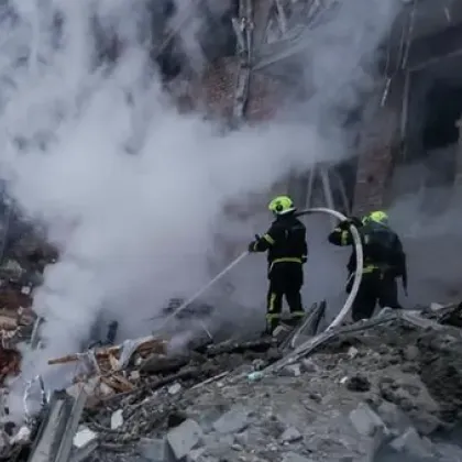 Най-малко един загинал и 10 ранени при руски удар в Харков