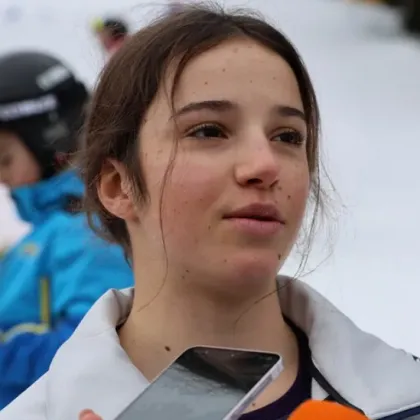 Жест на съпричастност: Състезатели от Световната купа подкрепиха Малена Замфирова