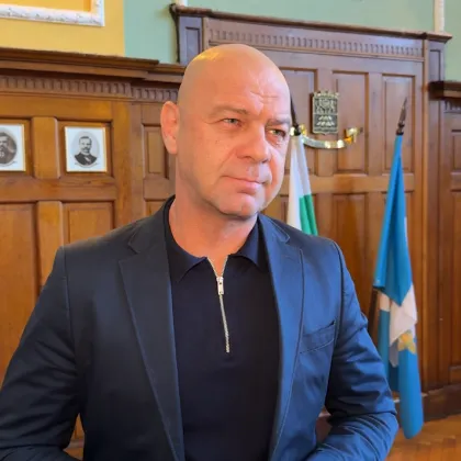 Кметът на Пловдив: Безплатният транспорт ще обхване над 20 000 ученици ВИДЕО