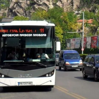 Кметът на Пловдив предлага безплатен градски транспорт за всички ученици