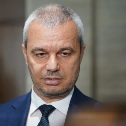 Костадин Костадинов е сигнализирал ДАНС за изказвания на президента и
